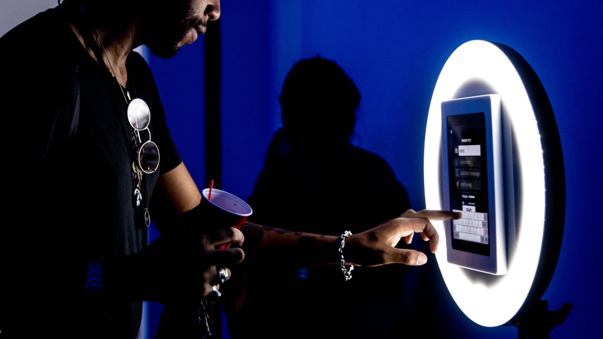 Gipo Events - Foto būdelės ir 360 Platformos nuoma Vilniuje, Kaune ir visoje Lietuvoje!